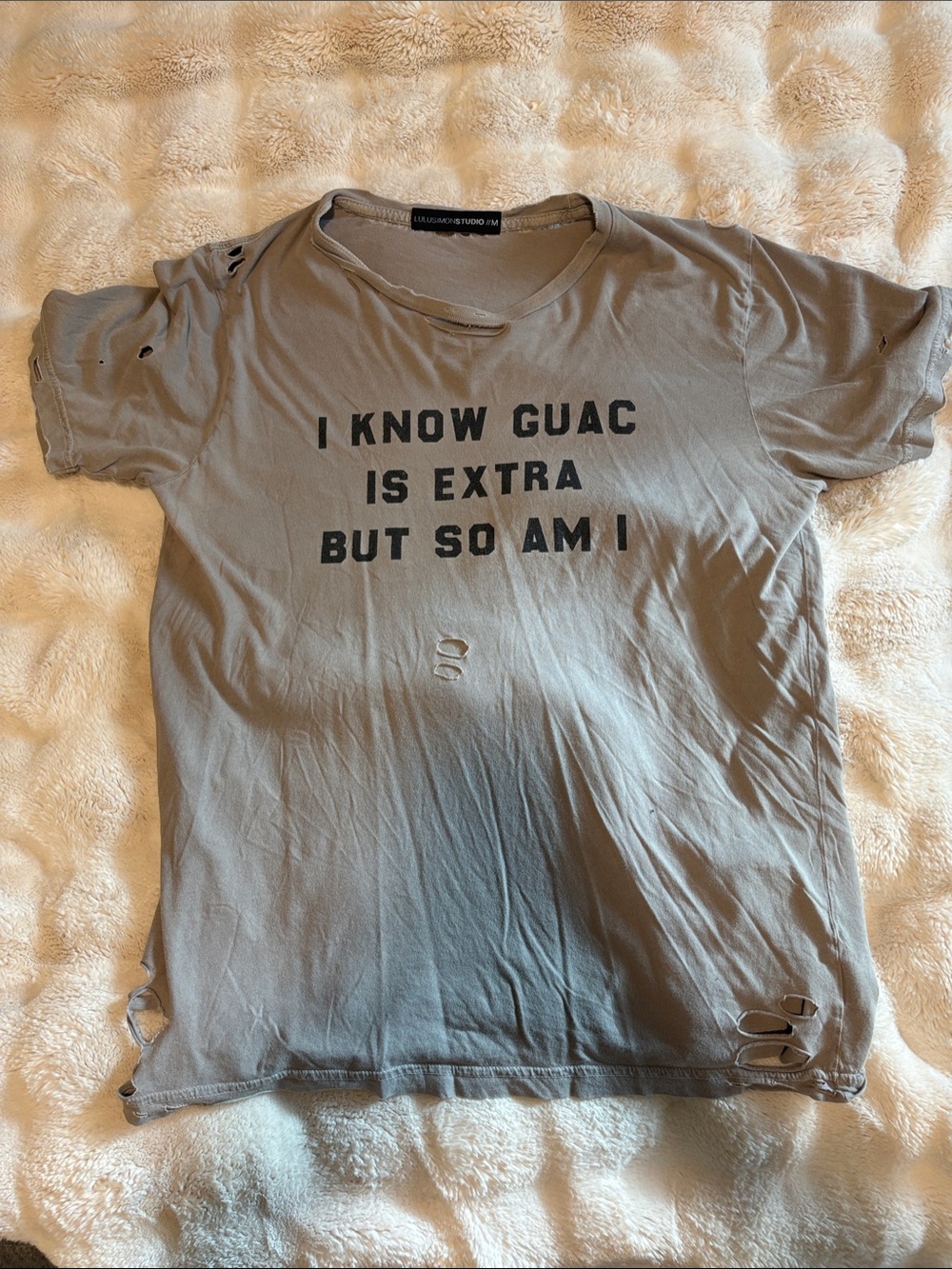 Vici - distressed Graphic Tee "I Know Guac Is Extra But So Am I" - Olive